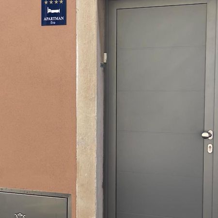 Apartment Ena Near Pula Amphitheater Πούλα Εξωτερικό φωτογραφία