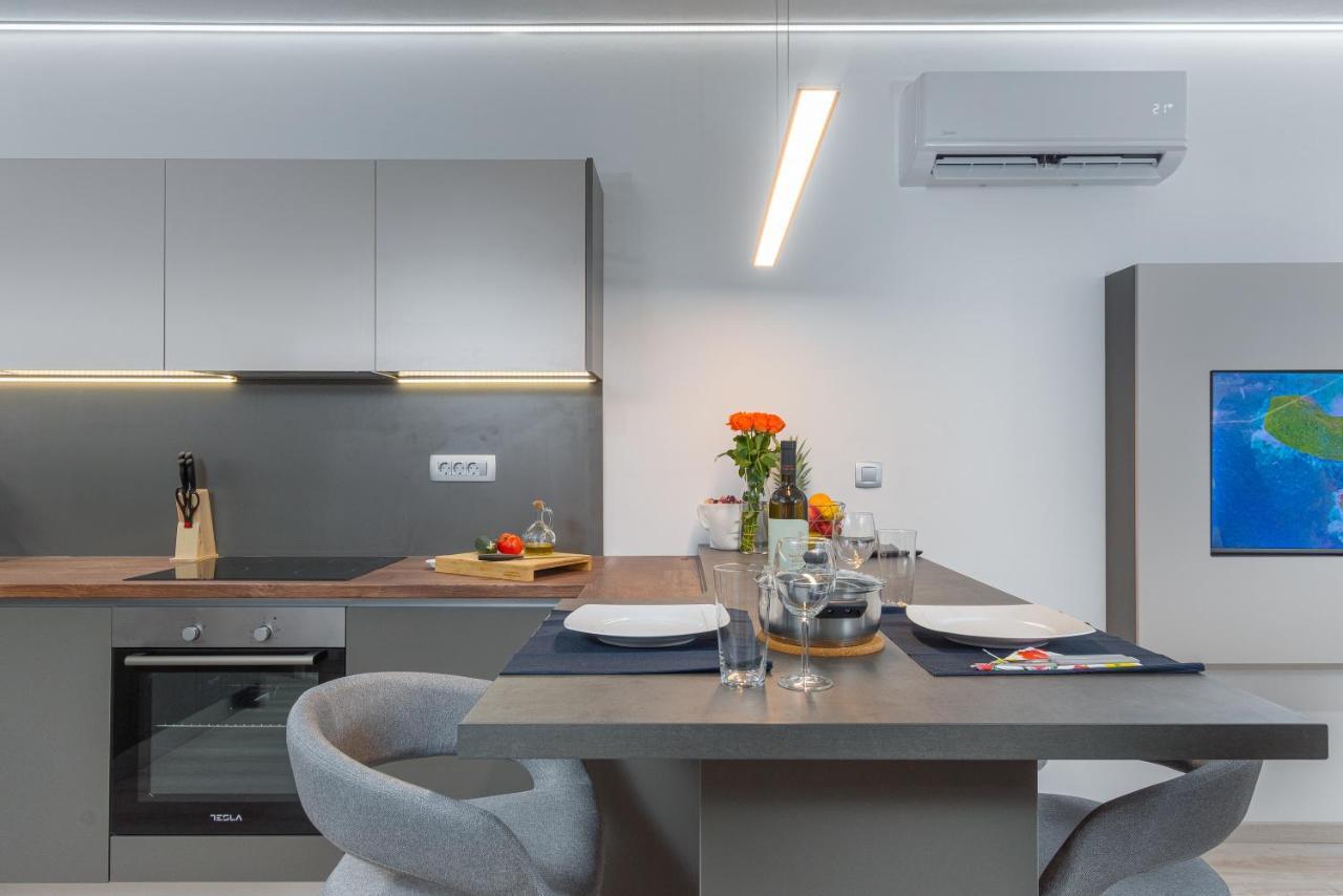 Apartment Ena Near Pula Amphitheater Πούλα Εξωτερικό φωτογραφία