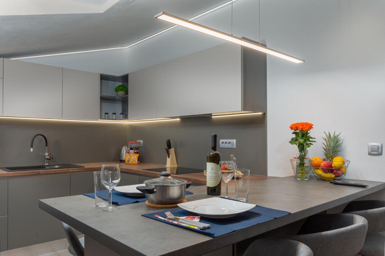 Apartment Ena Near Pula Amphitheater Πούλα Εξωτερικό φωτογραφία