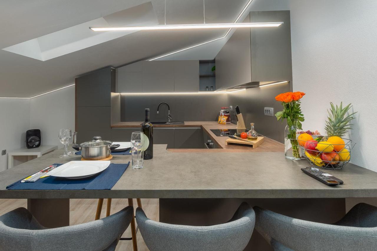 Apartment Ena Near Pula Amphitheater Πούλα Εξωτερικό φωτογραφία