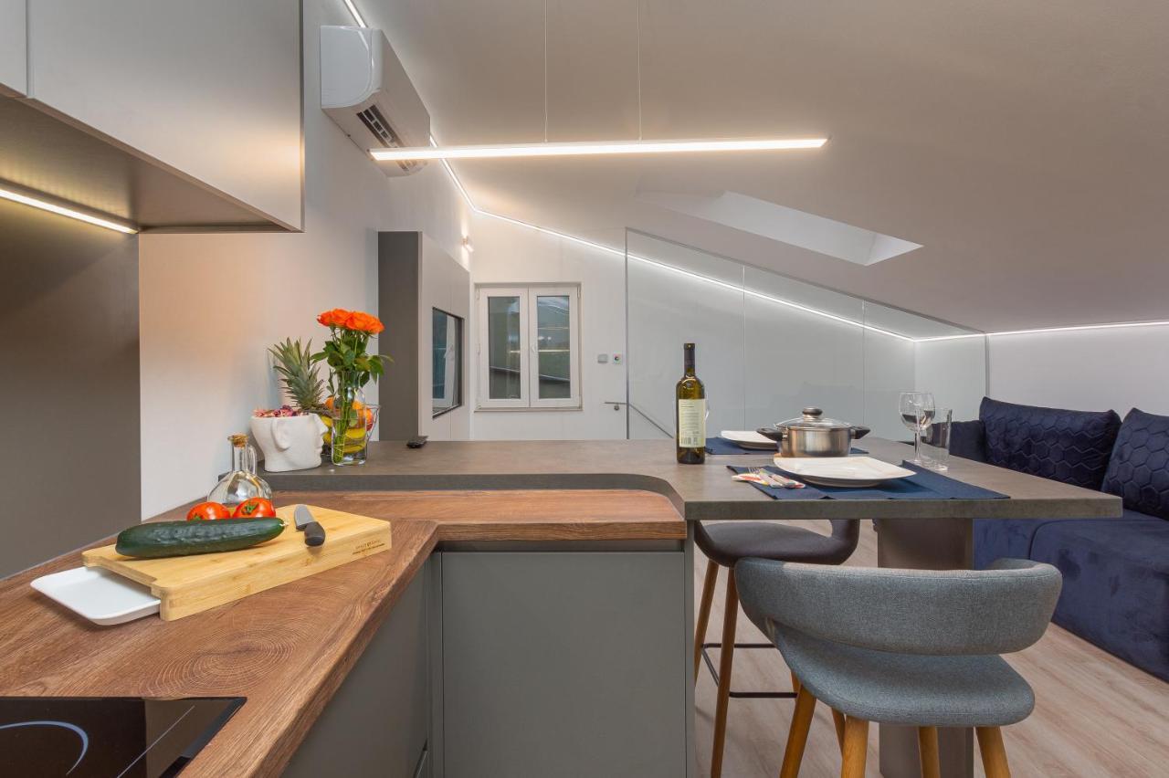 Apartment Ena Near Pula Amphitheater Πούλα Εξωτερικό φωτογραφία