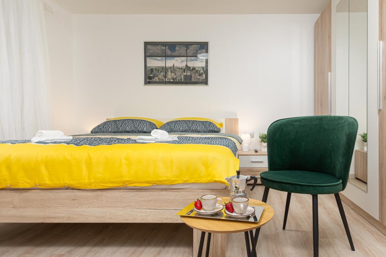 Apartment Ena Near Pula Amphitheater Πούλα Εξωτερικό φωτογραφία
