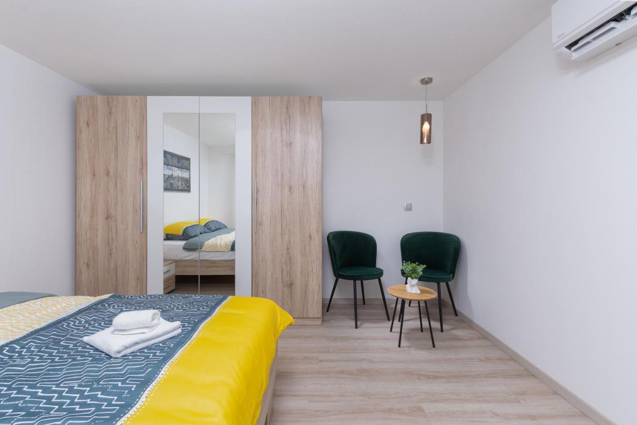 Apartment Ena Near Pula Amphitheater Πούλα Εξωτερικό φωτογραφία