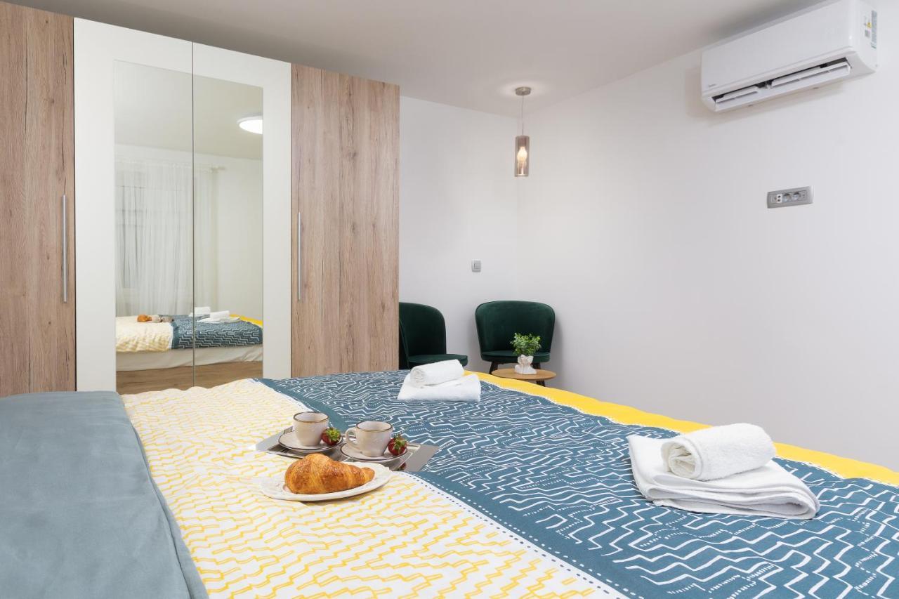 Apartment Ena Near Pula Amphitheater Πούλα Εξωτερικό φωτογραφία