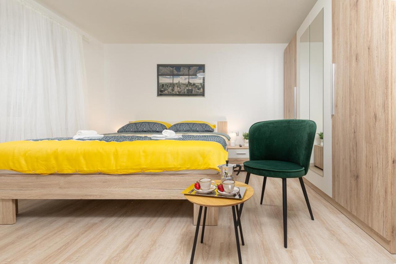 Apartment Ena Near Pula Amphitheater Πούλα Εξωτερικό φωτογραφία