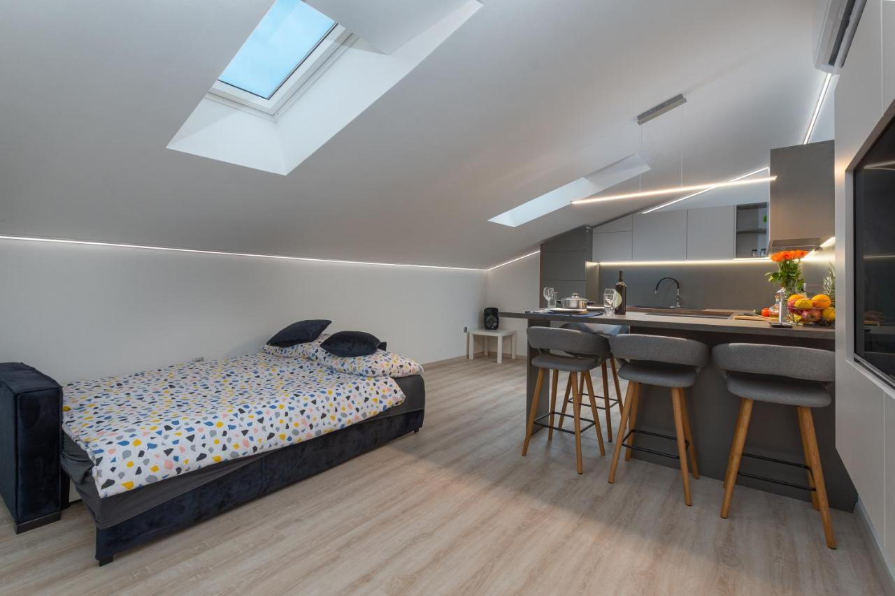 Apartment Ena Near Pula Amphitheater Πούλα Εξωτερικό φωτογραφία